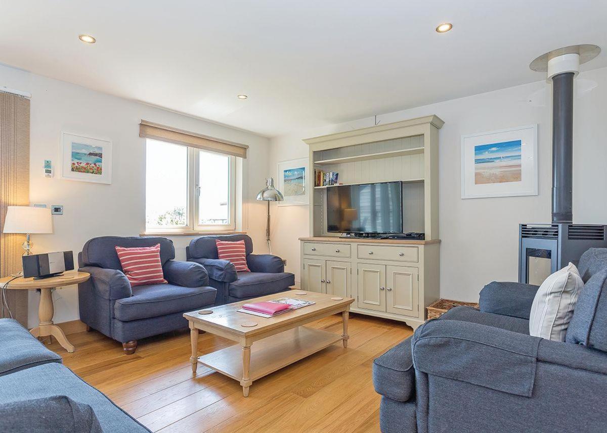 Swandown Lodges チャード エクステリア 写真