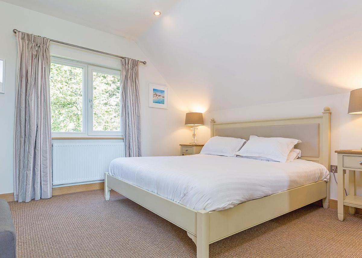 Swandown Lodges チャード エクステリア 写真