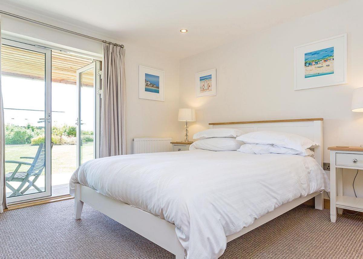 Swandown Lodges チャード エクステリア 写真