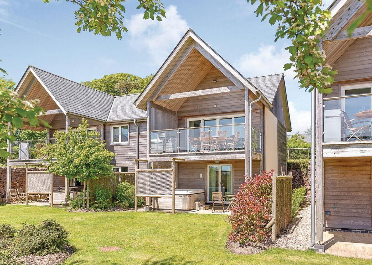 Swandown Lodges チャード エクステリア 写真
